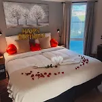 Op De Veluwe Met Privé Jacuzzi En Bar! Vakantiehuis